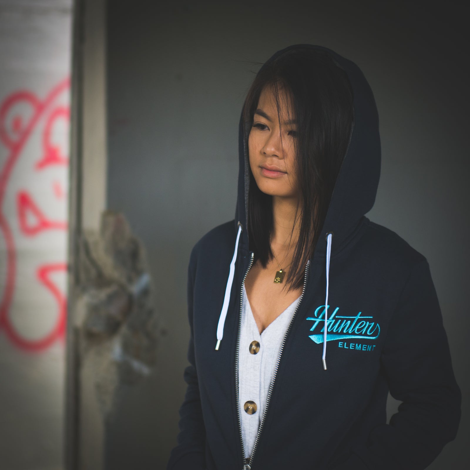 Sapphire Zip Women's