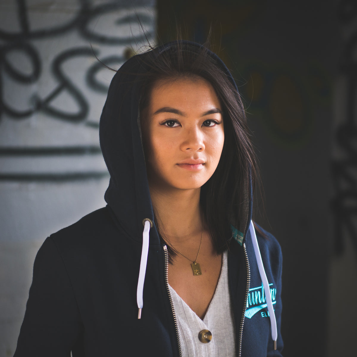 Sapphire Zip Women's