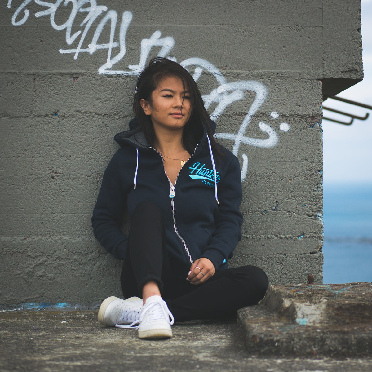 Sapphire Zip Women's